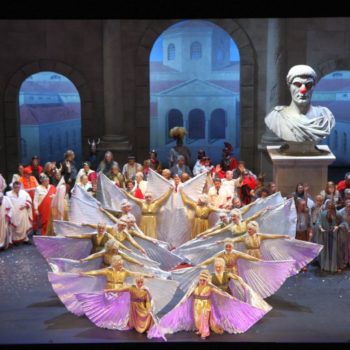 Vivat Colonia - Divertissementchen 2013 - Großer Chor mit Ballett in Pose