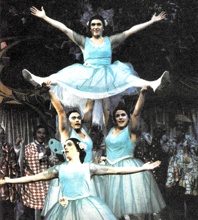 Divertissementchen um 1980 - Ballett auf der Bühne