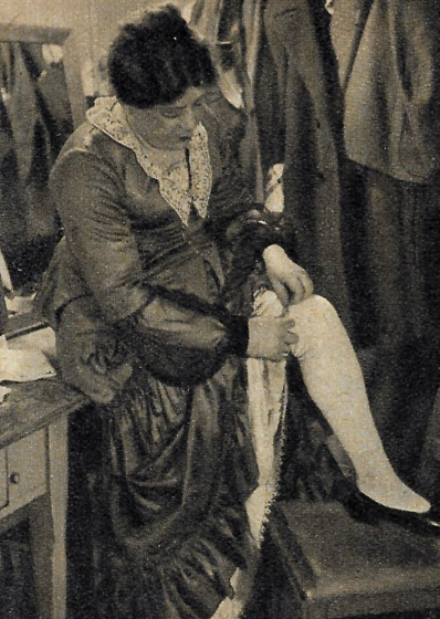Dombaufess zo Kölle - Divertissementchen 1930 - Solist in der Garderobe beim Umzug
