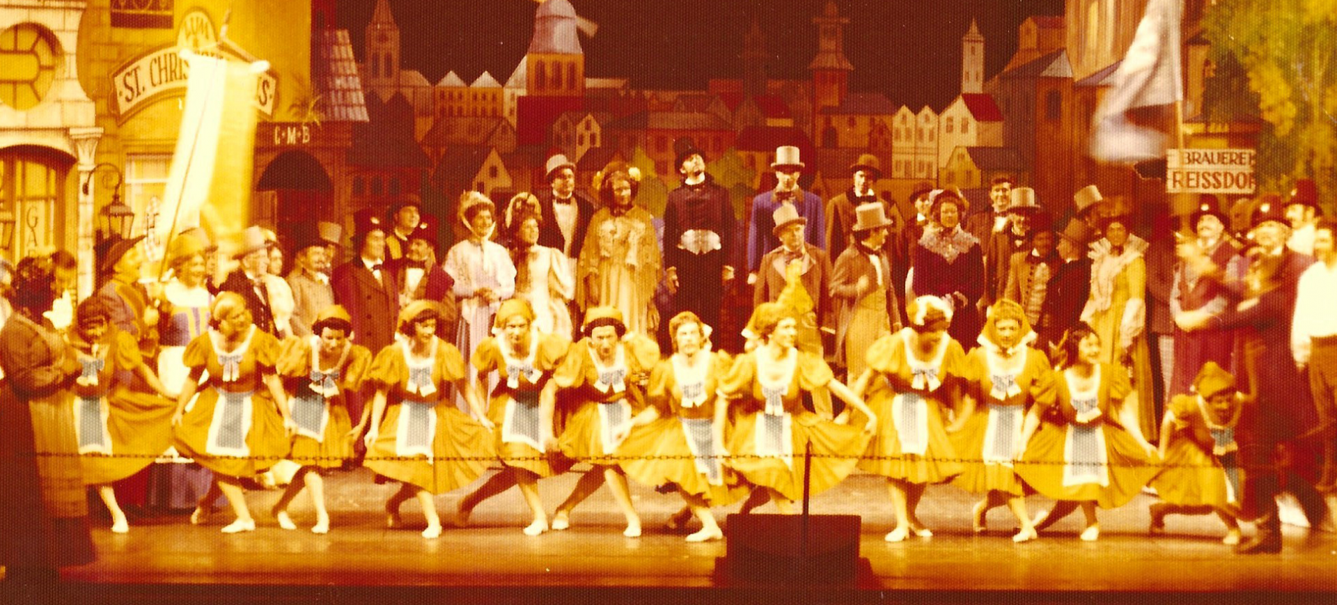 Pitter un Mariecheen oder en Kölsche Johannisnaach - Divertissementchen 1975 - Ballett und Chor in Aktion