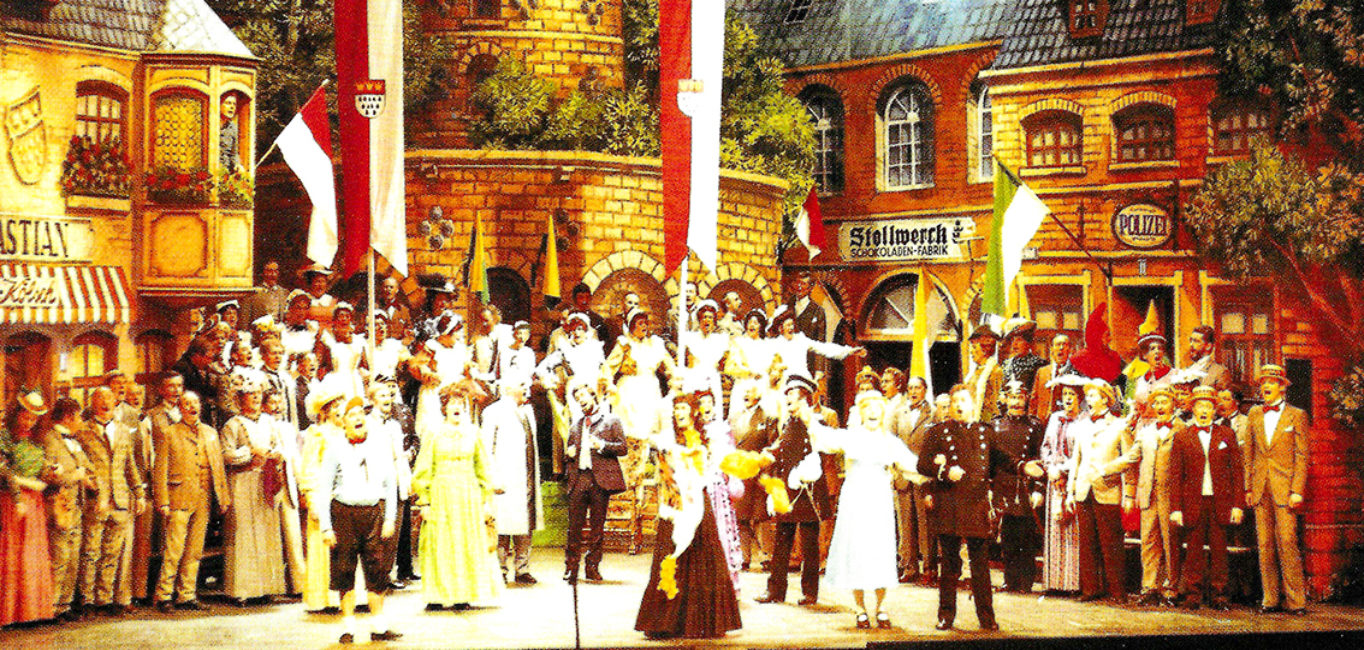 Et Carmen vun dr Bottmüll - Divertissementchen 1979 - Großer Chor vor historischer Marktplatz-Kulisse