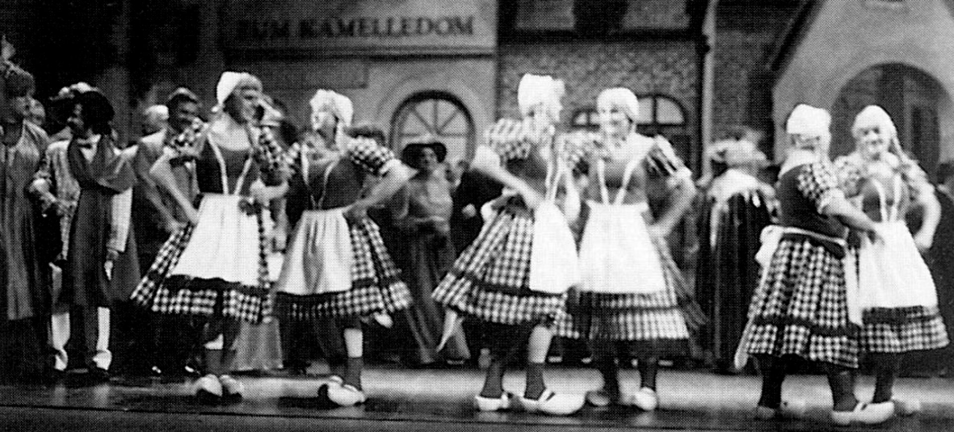 Der Kamelleprinz - Divertissementchen 1989 - Ballett beim Tanz in niederländischen Trachten