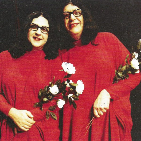 Ne Ruusekavaleer - Divertissementchen 1990 - Solisten als doppelte Nana Mouskouri