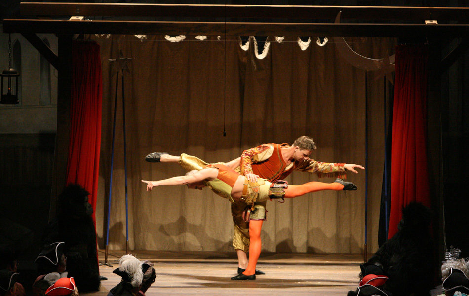 Ne Kölsche als Edelmann - Divertissementchen 2008 - Ballett als Akrobaten auf dem Jahrmarkt