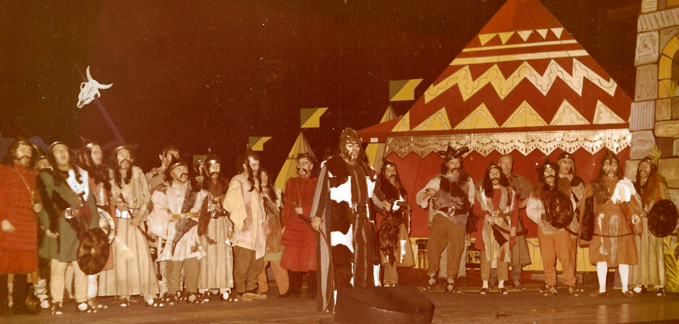 Etzel ante Pooze - Divertissementchen 1969 - Chor und Solisten in Kostümen