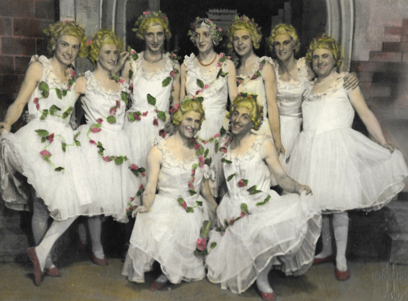 Dr Jan kütt heim - Divertissementchen 1946 - Ballett in Pose