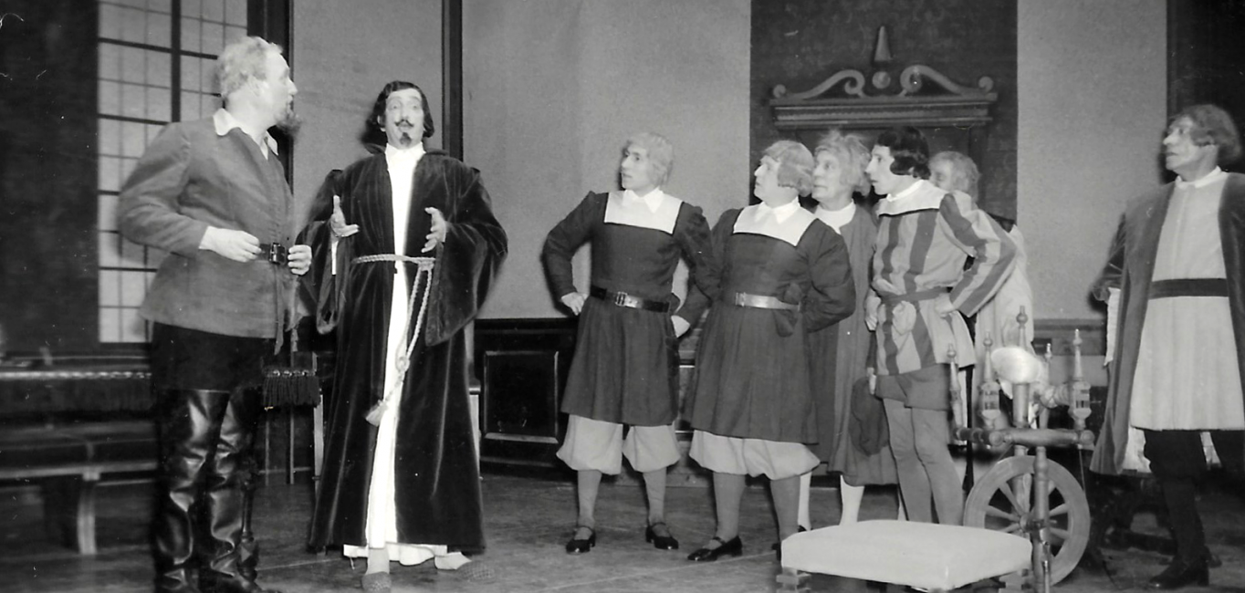 Dr Kampf öm dr Duffesbach - Divertissementchen 1959 - Ensemble in Szene