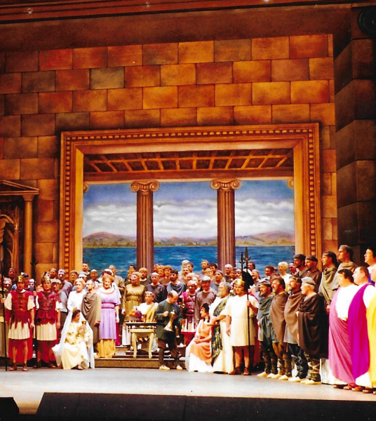 En dubbelte Agrippina - Divertissementchen 1994 - Chor und Solisten in römischer Kulisse