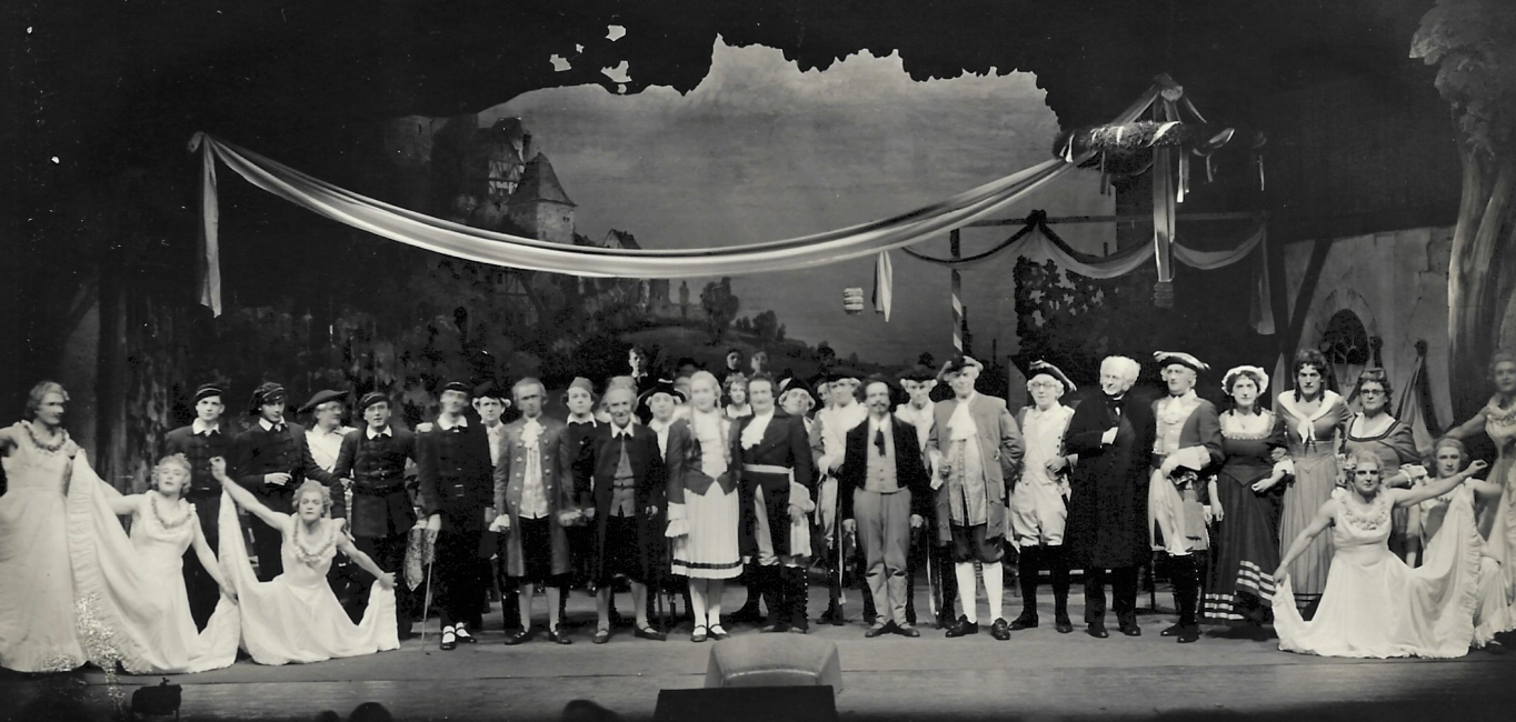 Funkemarieche - Divertissementchen 1951 - Schlussbild mit Chor und Ballett
