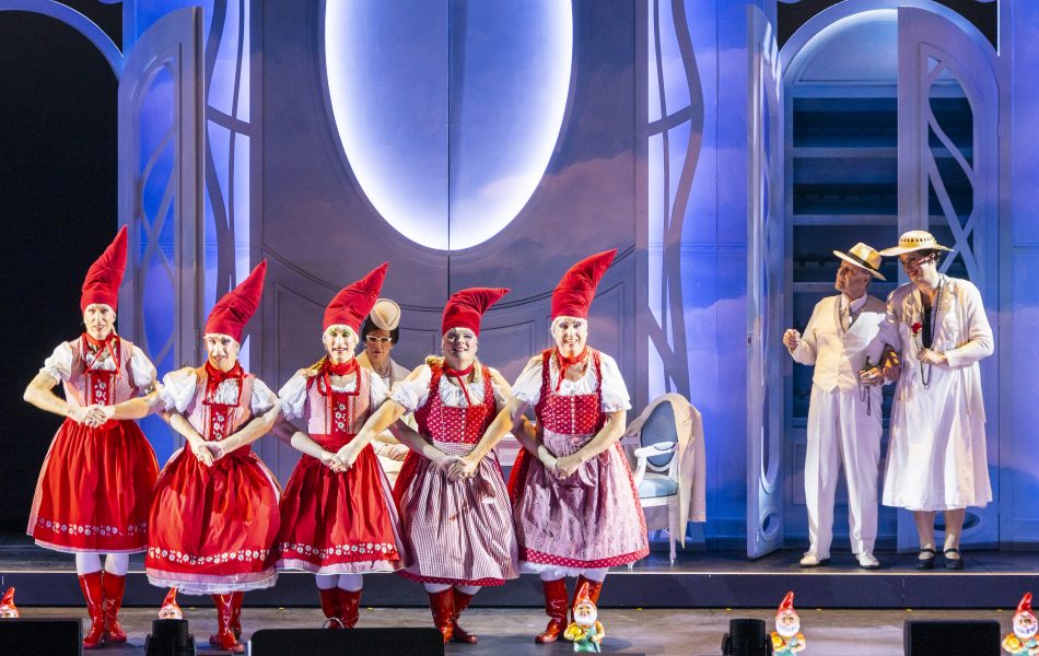 Konrad Adenauer und seine Frau Gussie erfreuen sich am Ballett der Gartenzwerge - E Levve för Kölle - Divertissementchen 2026 -