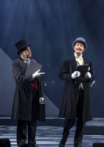 Konrad Adenauer im Gespräch mit einem Ratskollegen - E Levve för Kölle - Divertissementchen 2026