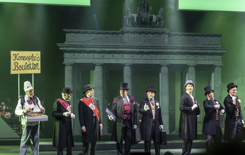 Konrad Adenauer (3. v.r.) mit einer Delegation in Berlin - E Levve för Kölle - Divertissementchen 2026